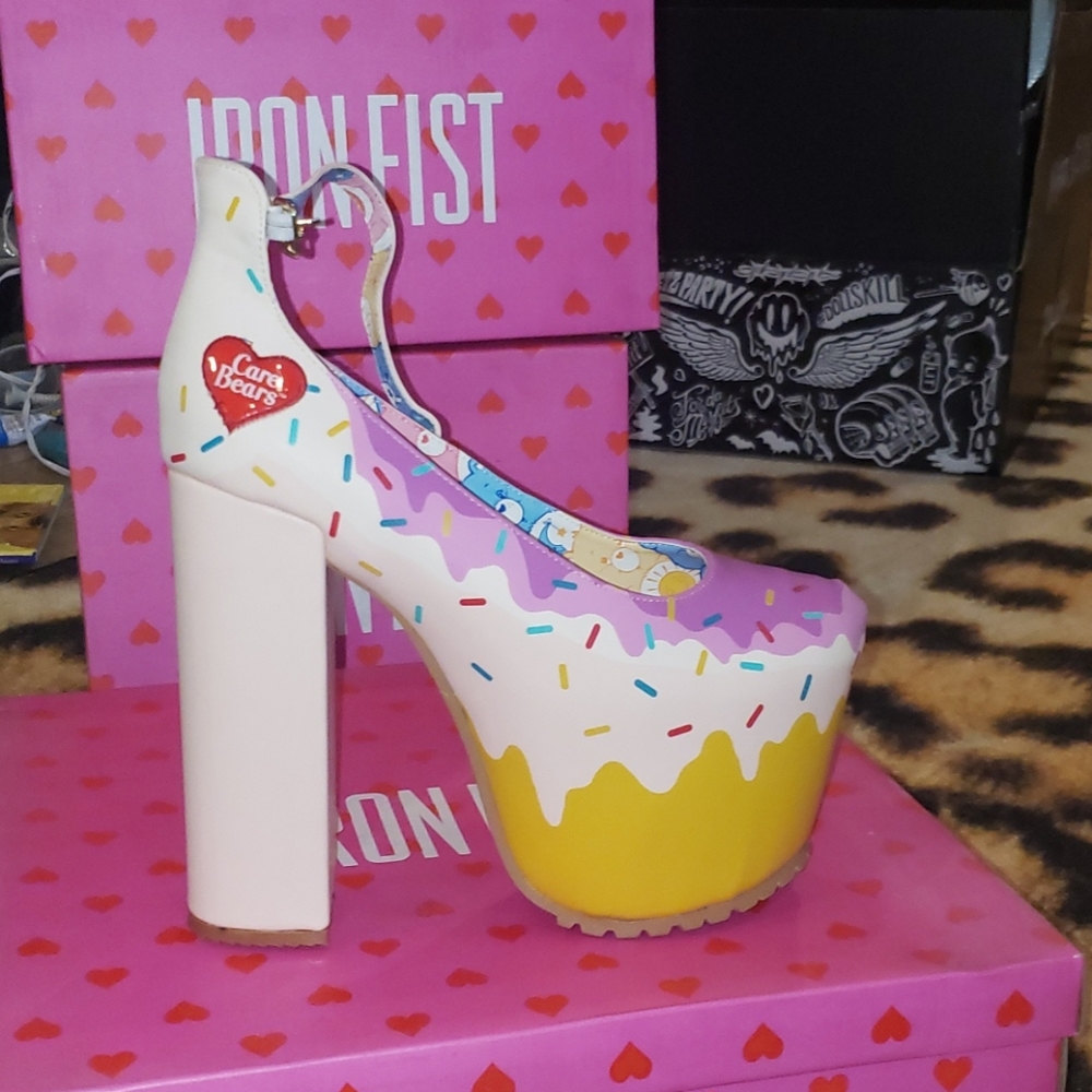 ⭐🍨🍭Care bears platform frosting🍭🍨 - Picture 7 of 9